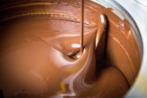 patriterra--worb-schweiz-geschenkservice-feinkost-antica-dispensa-monfortini-alla-nocciola-tartufe-nero-dolce-sweet-black-truffle-piemont-impressionen patriterra--worb-schweiz-geschenkservice-feinkost-antica-dispensa-monfortini-alla-nocciola-tartufe-nero-dolce-sweet-black-truffle-piemont-impressionen